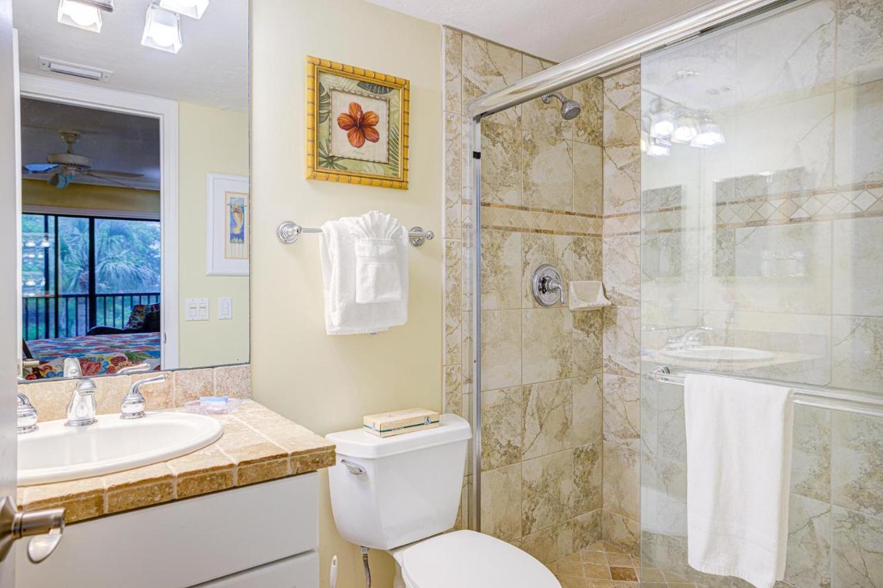 Holiday home Sand Pointe #218 Ybel