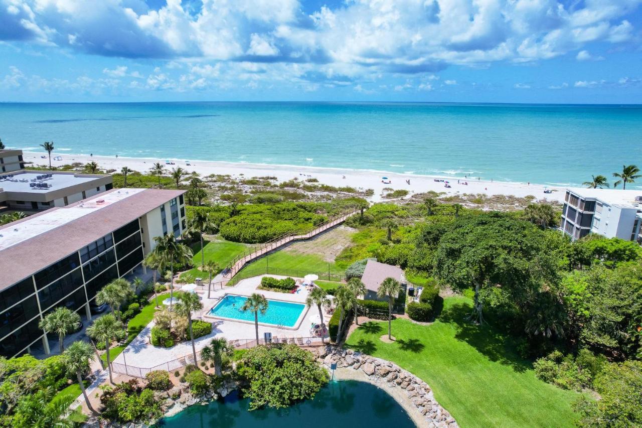 Holiday home Sand Pointe #218 Ybel